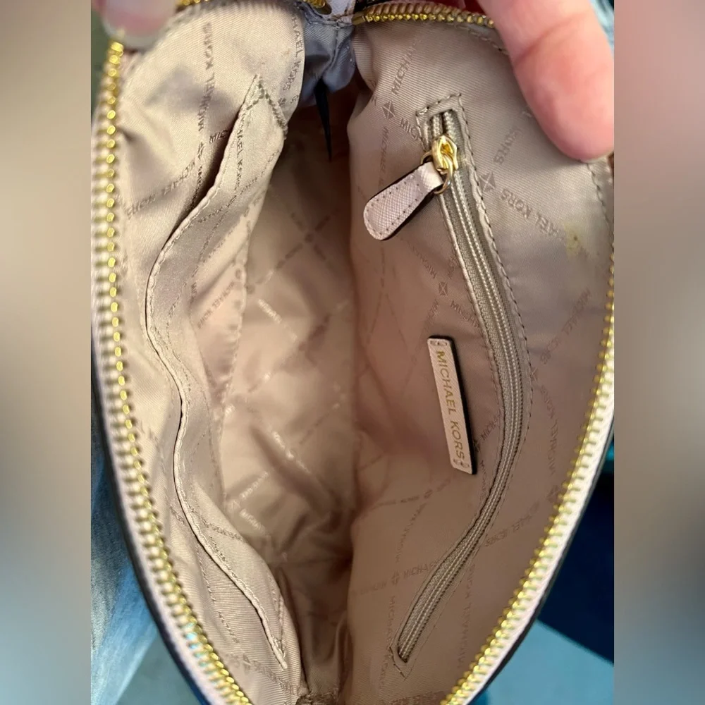 Michael Kors Dome Crossbody Bag in Powder Pink with Gold Logo and Hardware -EUC